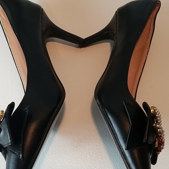 MELYA BLACK POINTED TOE PUMPS - Picture 6 of 6